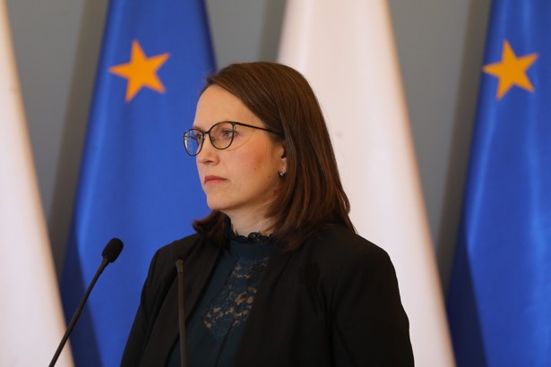 Minister finansów Magdalena Rzeczkowska chwali polską gospodarkę