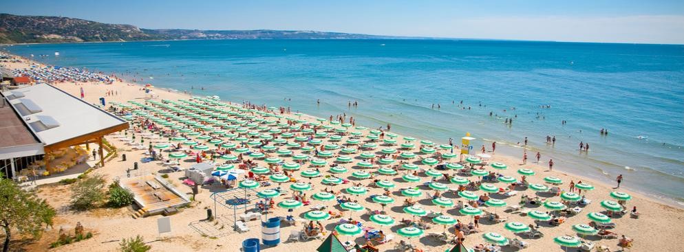 Na 4. miejscu najchętniej odwiedzanych przez naszych rodaków krajów podczas trwających wakacji znajduje się Bułgaria. 10,7 proc. klientów biur podróży wybiera się nad Morze Czarne.