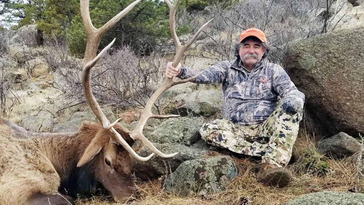 Słonie stratowały na śmierć amerykańskiego milionera. 