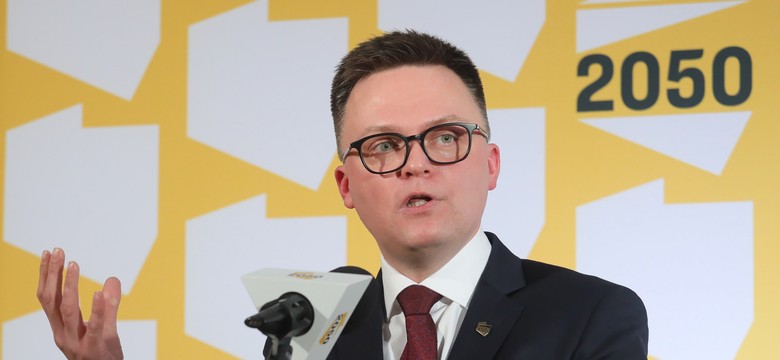 Dwa kroki, które przywrócą "normalność". Hołownia ma plan ws. aborcji