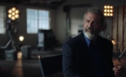 "Świętujmy wolność. Świętujmy dom". Mel Gibson w spocie Polskiej Fundacji Narodowej