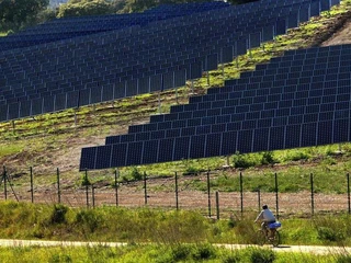 Elektrownia słoneczna panele słoneczne energetyka solarna