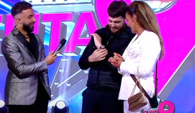 Milena Kačavenda sa sinom