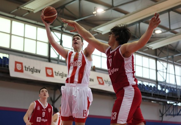 Detalj sa meča između Zvezde i Borca