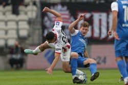 Bolesna porażka Cracovii. Puszcza ani myśli żegnać się z Ekstraklasą [WIDEO]