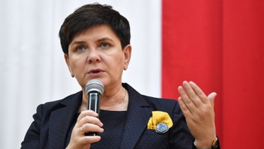 Przepychanki i wyzwiska po spotkaniu Beaty Szydło w Sandomierzu