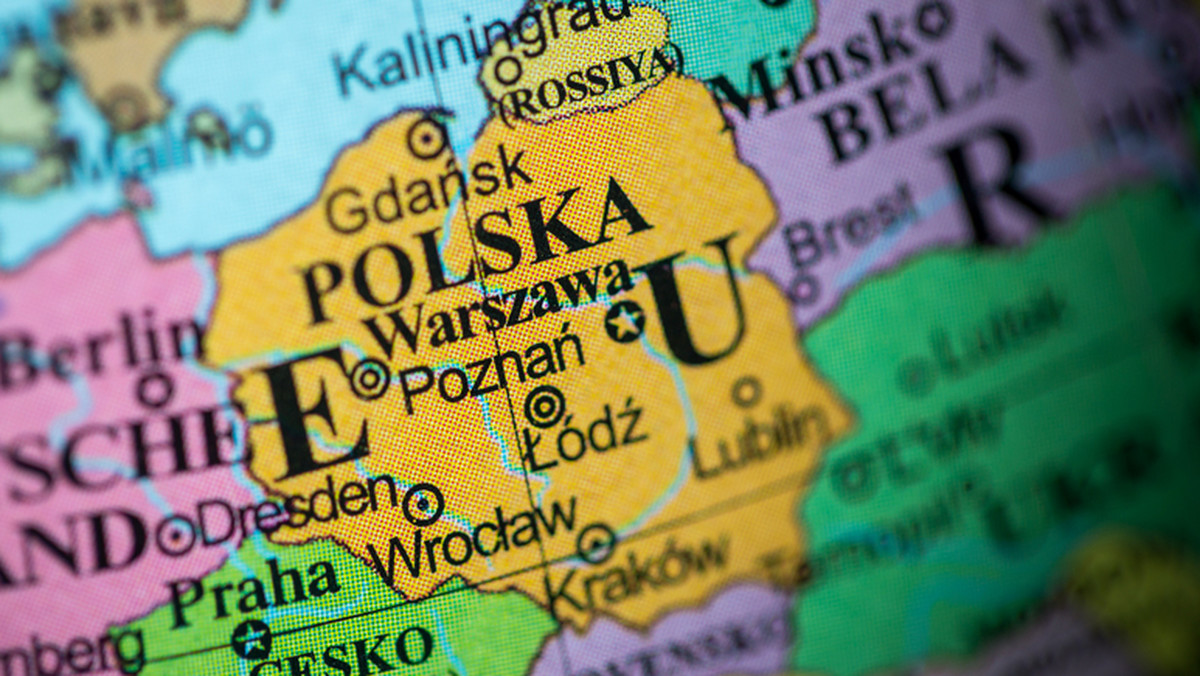 Polska odnotowała największy spadek w kategorii i drugi największy spadek "wartości demokracji" w całej historii raportu amerykańskiej organizacji Freedom House. Stan demokracji pogorszył się w większości państw Europy Środkowo-Wschodniej - 19 z 29 badanych krajów odnotowało spadek ogólnej wartości demokracji.