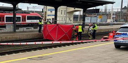 Tragedia na dworcu kolejowym! Pociąg śmiertelnie potrącił mężczyznę