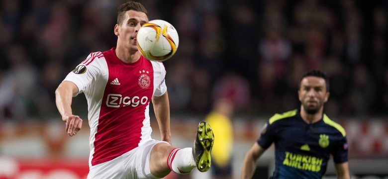 Holandia: remis Ajaxu, asysta Milika w meczu na szczycie