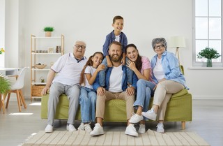 Polska ma jeden z najniższych poziomów płodności w Europie. Nowy raport nie pozostawia złudzeń