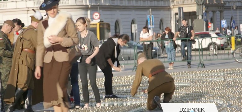 "Iskra Pamięci" - ponad 20 tys. zniczy zapłonęło w Warszawie i Zamościu [WIDEO]