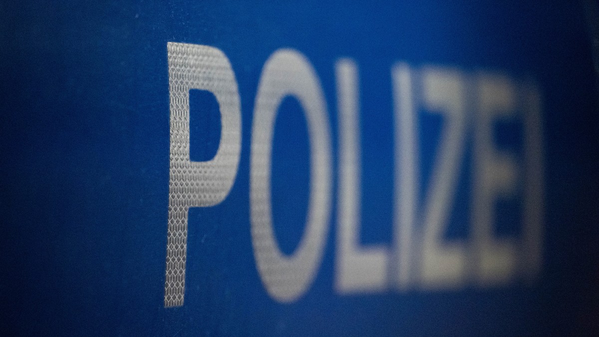 Több embernek az otthonát is el kellett hagynia: bombát találtak egy férfi lakásán Németországban