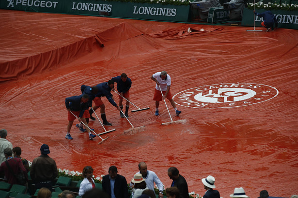French Open: Radwańskiej pod znakiem zapytania. Deszcz znów pokrzyżował plany