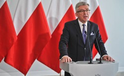 Marszałek Senatu nie wie, po co Szydło pojechała do USA? "Jesteśmy w tej chwili w rozjazdach"