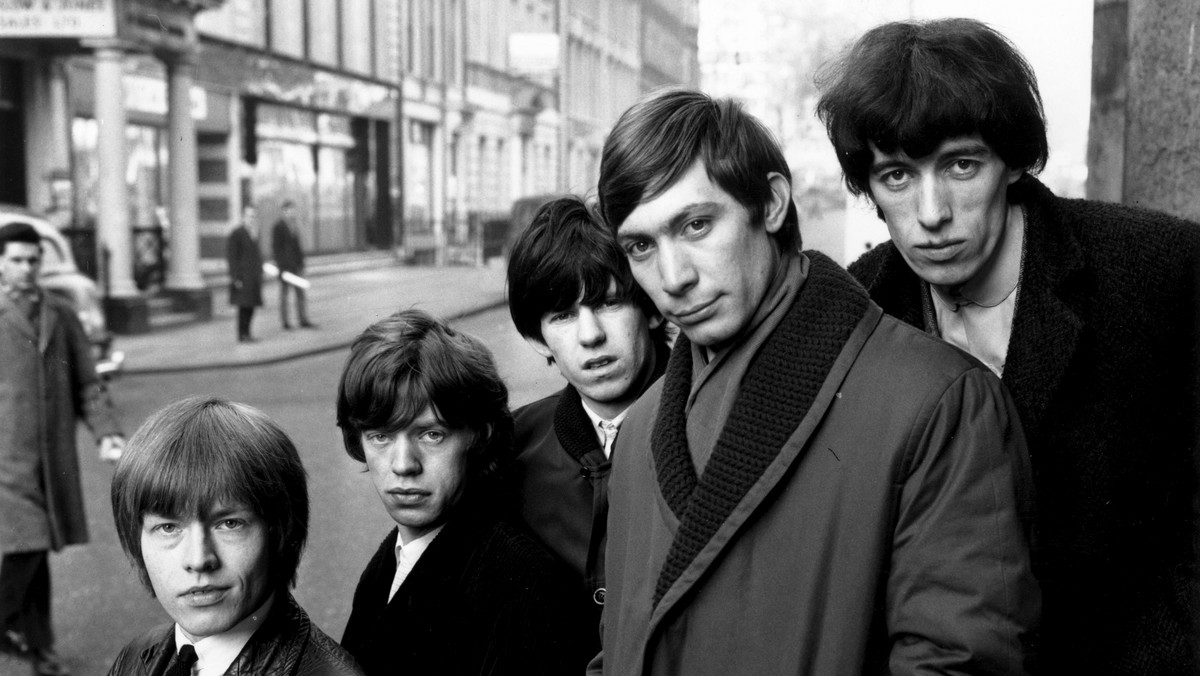 Pewien mężczyzna odnalazł na swoim strychu wyjątkowe nagrania. To owoc sesji, którą The Rolling Stones odbyli w 1964 roku. Na 52-letnich taśmach znalazł się nigdy niepublikowany materiał legendarnej grupy. Fani The Rolling Stones mogą zacierać ręce – właściciel wystawi swe "znalezisko" na aukcję.