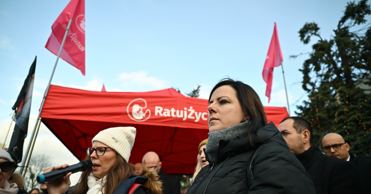 Znany ginekolog: to ja jestem pro-life, to ja ratuję kobiety, a nie Kaja Godek