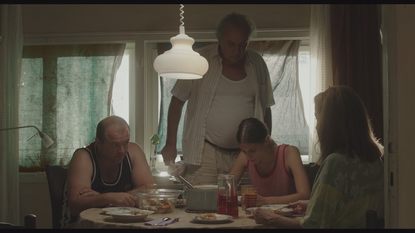 "Ne gledaj mi u pijat" otvara reviju filmova