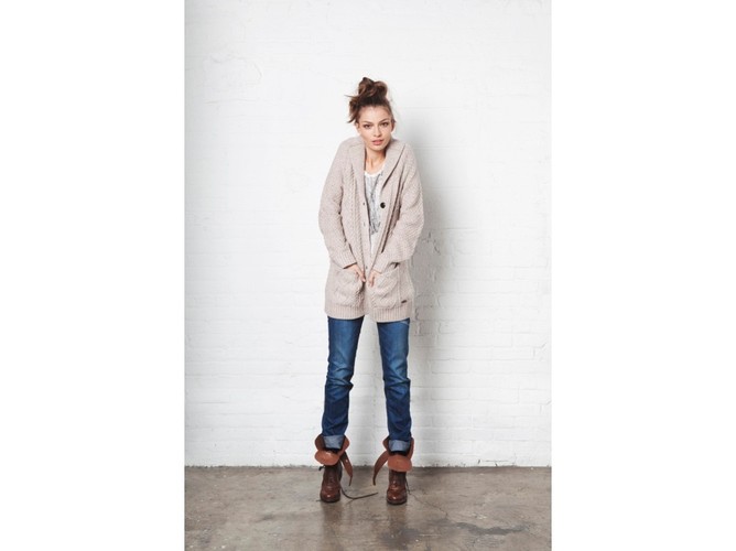 Ona i on w dżinsie od stóp do głów! Kolekcja Lee na sezon jesień/zima 2011.