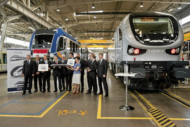 Odpowiedź na Pendolino. Startuje nowy polski pociąg Dart, ale terminy trzeszczą...