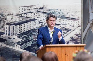 Palikot atakuje Radio Maryja: Chce odebrać Rydzykowi koncesję