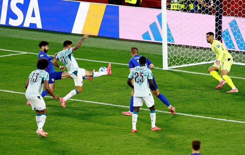 Trenutak kada je Joško Kvardiol postigao gol za 2:2, ali je potom poništen | Foto: REUTERS/Jeenah Moon