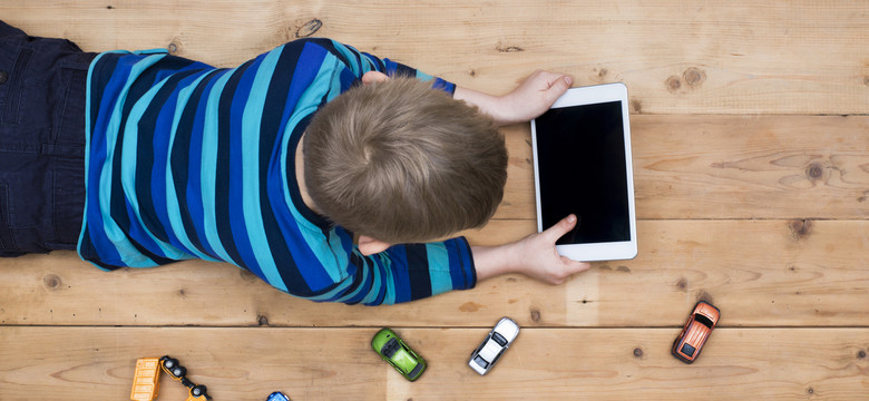 Jak oderwać dziecko od tabletu i komputera? Nasza ekspertka znalazła sposób