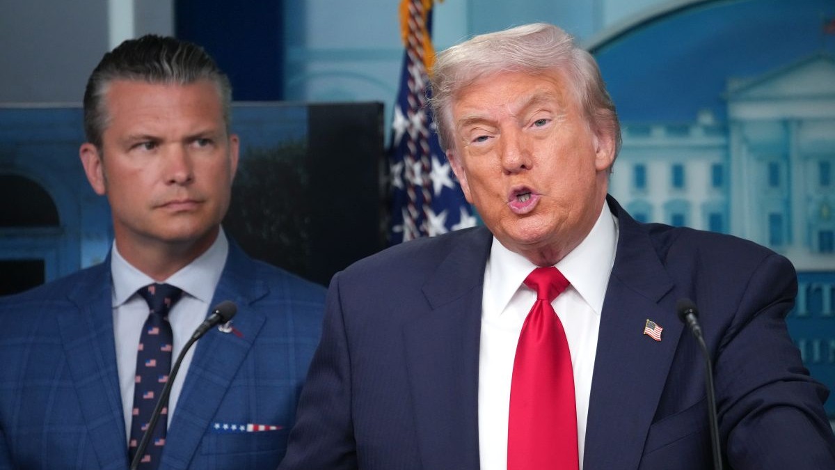 Donald Trump riscă un război total în Congres pentru Pentagon: Democrații cer demiterea lui Pete Hegseth și blochează banii pentru conflictul cu Iranul
