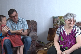 "BIO JE SAV U KRASTAMA, SUZE SU MI KRENULE" Slavica je NAŠLA BEBU PORED KONTEJNERA i odmah pozvala muža Đorđa:"Donesi ga kući"