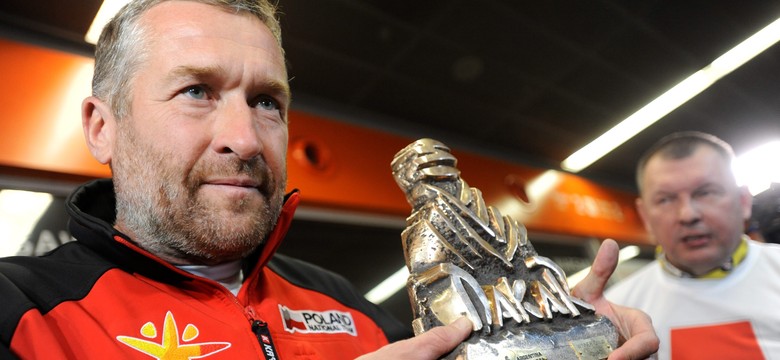Bohater jest już w Polsce. Rafał Sonik wrócił z Rajdu Dakar. ZDJĘCIA