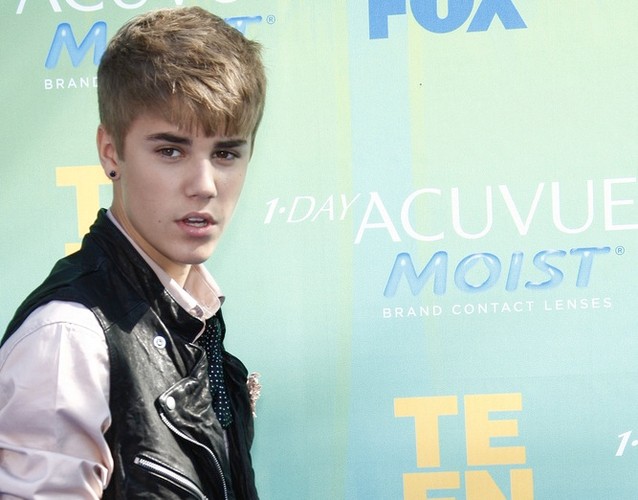 Justin Bieber na gali 2011 Teen Choice Awards