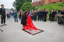 W alei gwiazd pod Wawelem odsłonięto płytę Jana A.P. Kaczmarka