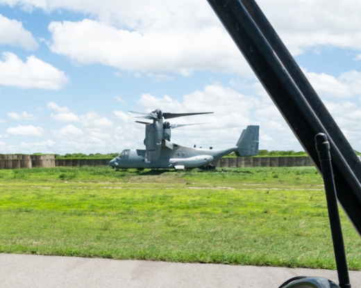 An MV-22 Osprey lands at Magogoni Airfield, Kenya on April 10, 2024. Photo by Senior Airman Kevin Nious