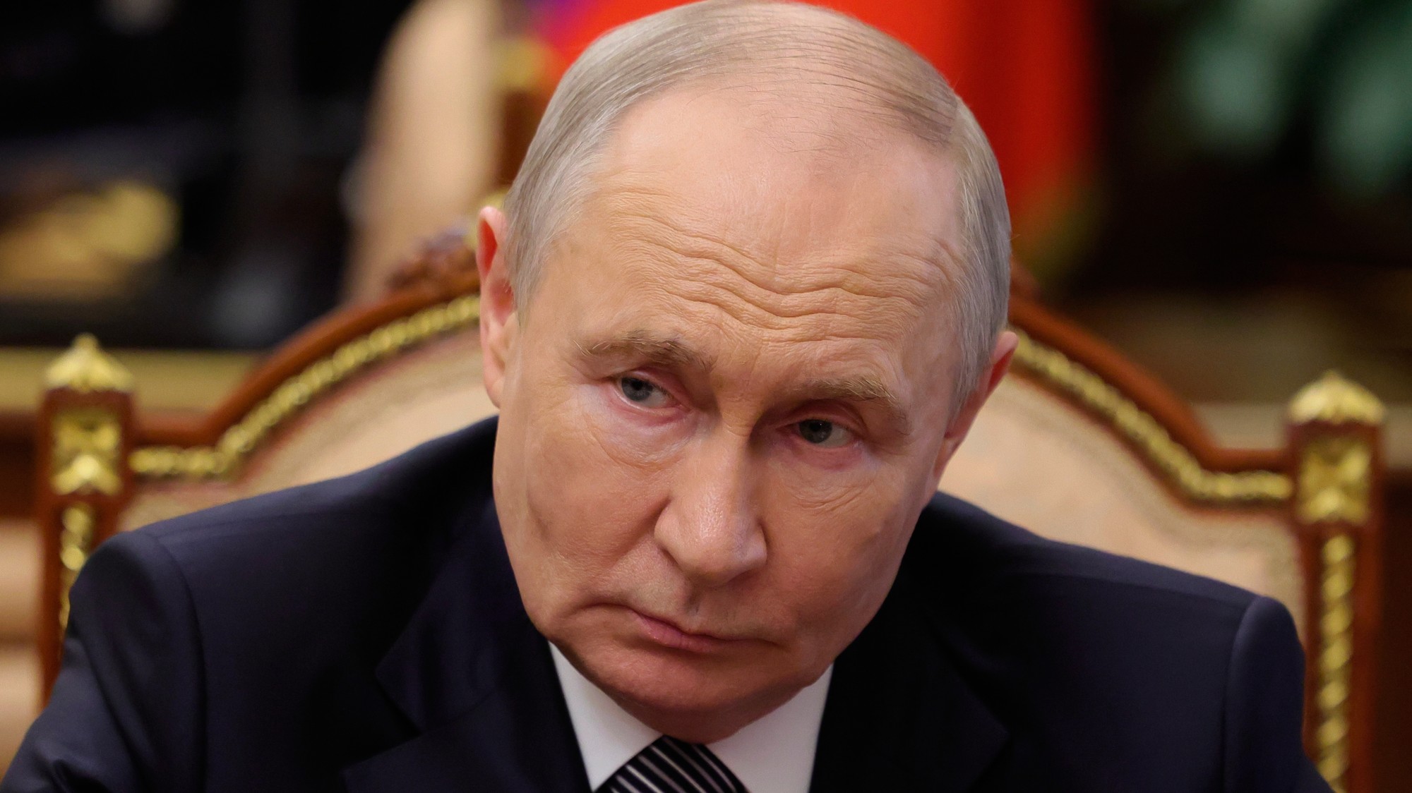 Ruský prezident Vladimir Putin nariadil ministerstvu obrany, aby pripravilo návrhy odvetných opatrení.