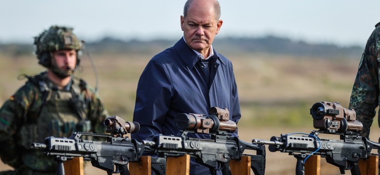 Scholz na ćwiczeniach Bundeswehry. Broń dla Ukrainy? Bez komentarza