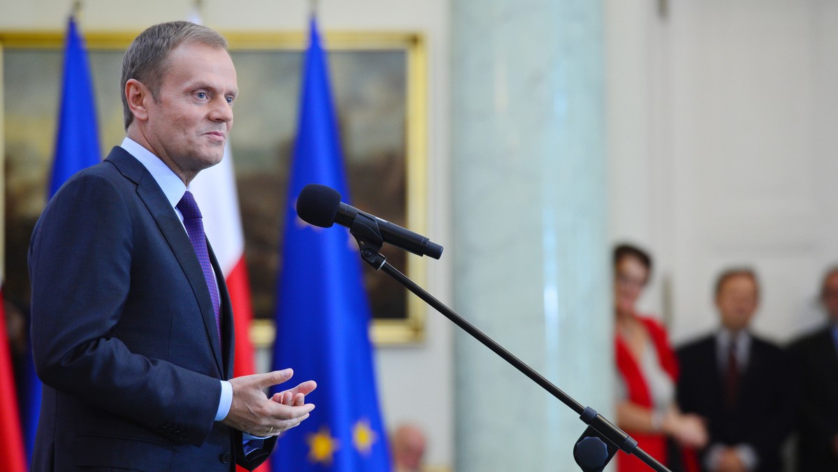 Zgodnie z wcześniejszymi zapowiedziami premier Donald Tusk wygłosi pod koniec września tzw. drugie expose. Szef rządu ma w nim przedstawić najważniejsze założenia programowe jego gabinetu na najbliższe lata. Według "Dziennika Gazety Prawnej" jednym z kluczowych rozwiązań ma być system wsparcia dla małych i średnich przedsiębiorstw. Gazeta przekonuje również, że lider PO nie zamierza podnosić podatków.