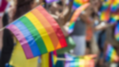 W Empiku można kupić książkę promującą leczenie homoseksualizmu. Mamy odpowiedź sieci