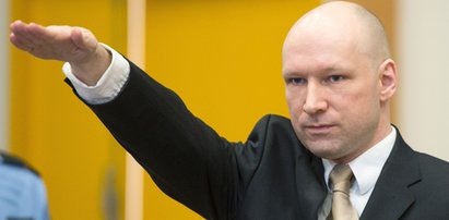 Breivik "hajluje" w sądzie. Narzeka na nieludzkie traktowanie