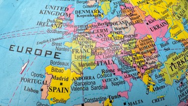 Quiz z geografii nie tylko dla podróżników. Dopasuj miasta do państw. Mniej niż 5/10 to słaby wynik