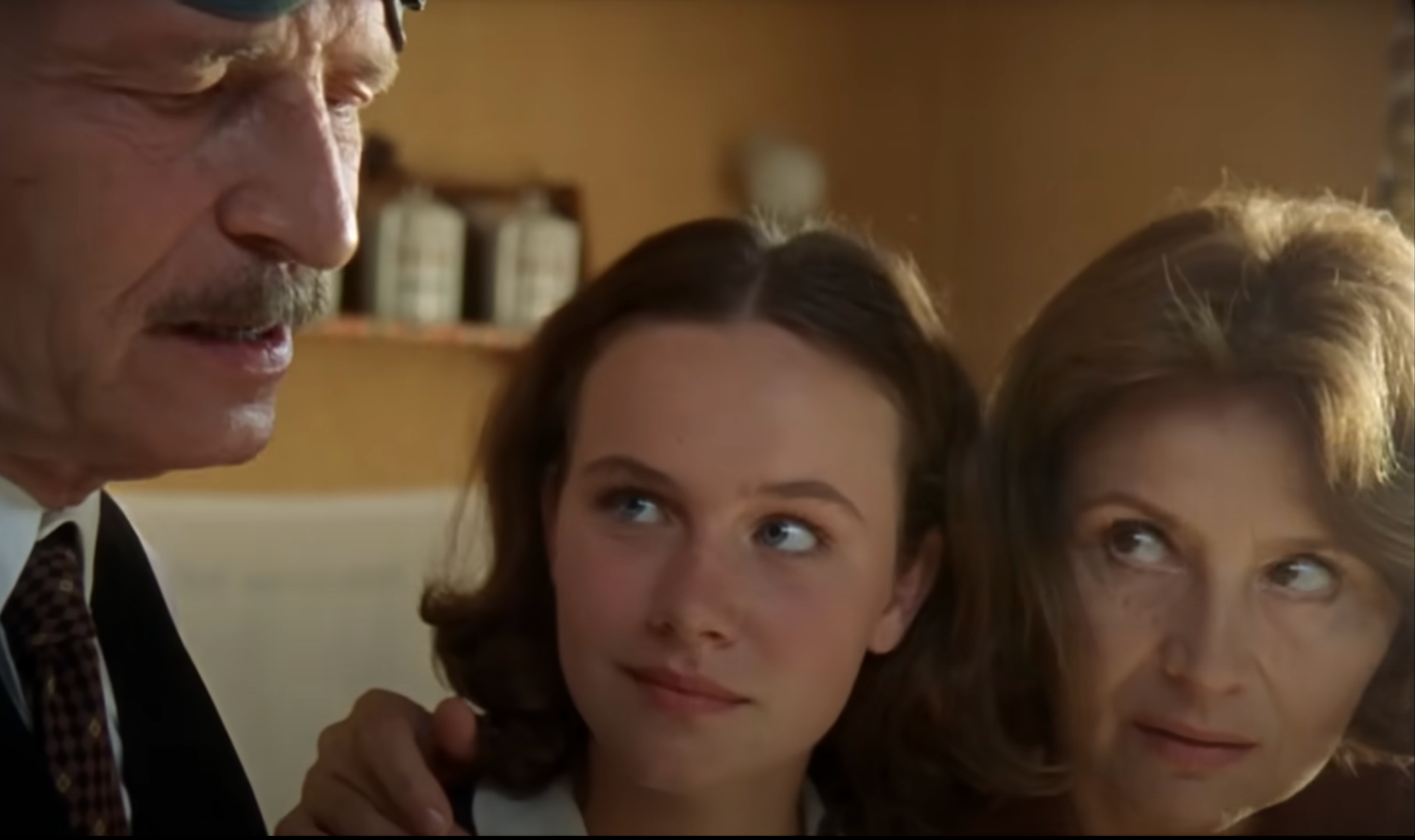 Kristýna Badinková Nováková ako Jindřiška vo filme Pelíšky.