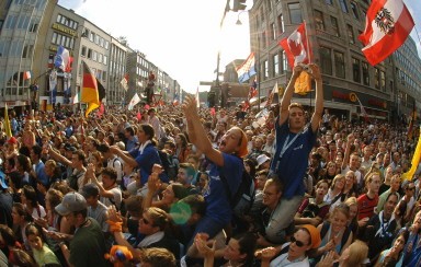 GERMANY-POPE-WYD-CROWD