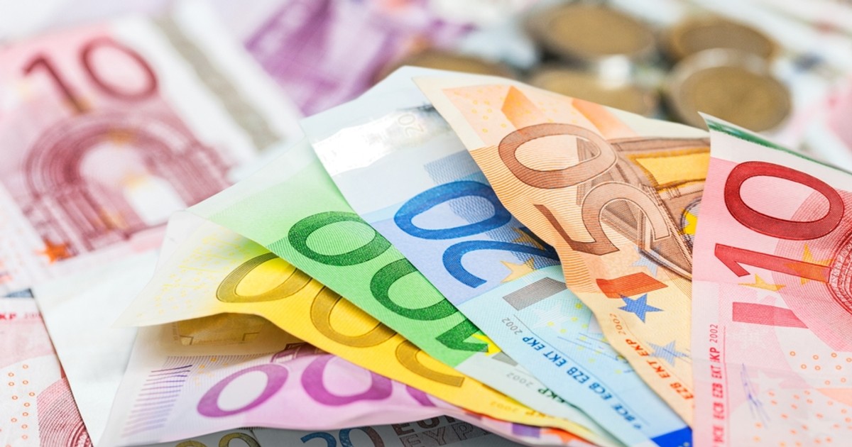 kurs-euro-eur-pln-notowania-walut-30-czerwca-2022
