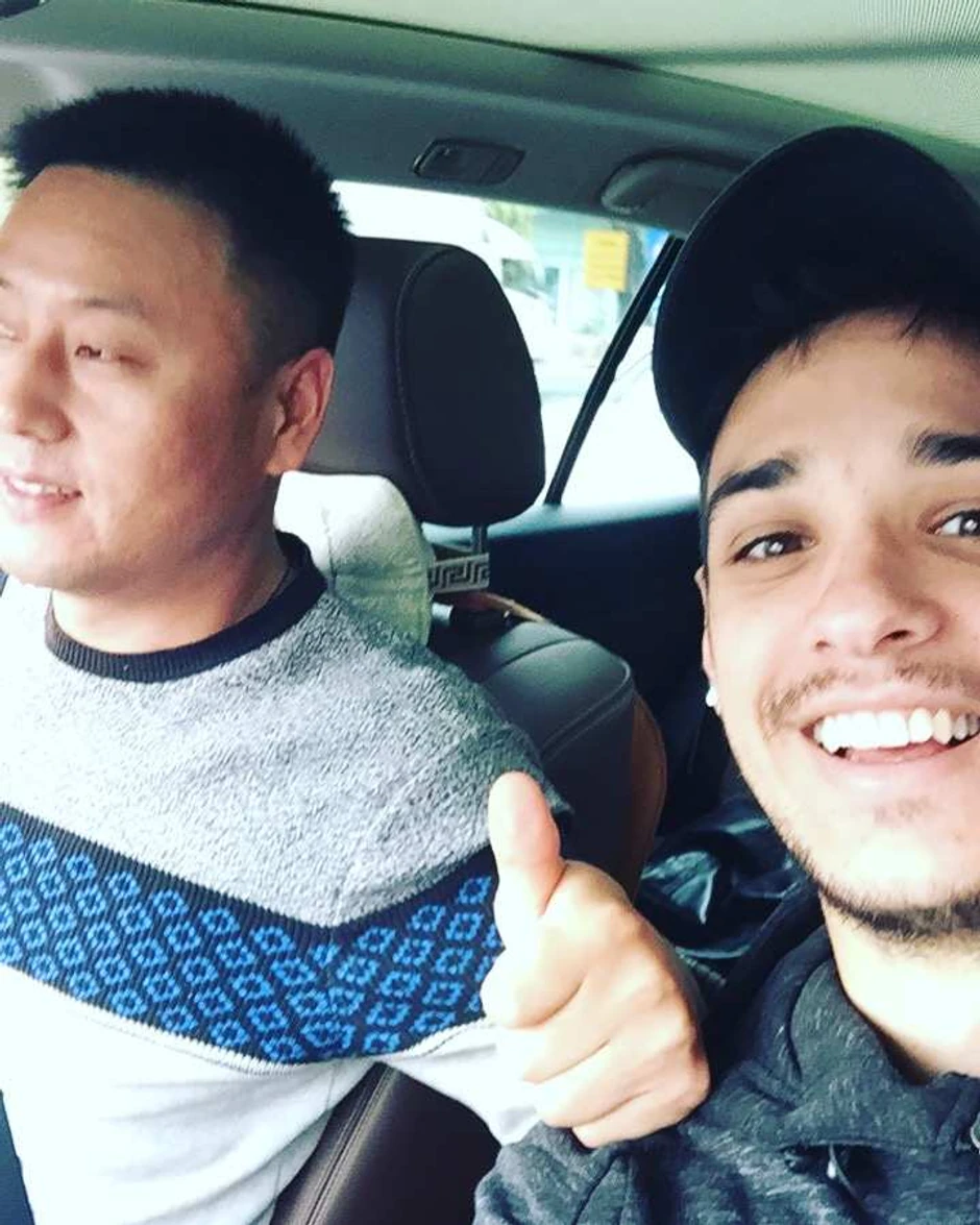 Vasiljević sa prijateljem iz Kine: U Šenženu ljudi se ne kreću u masama i slušaju savete za suzbijanje koronovirusa