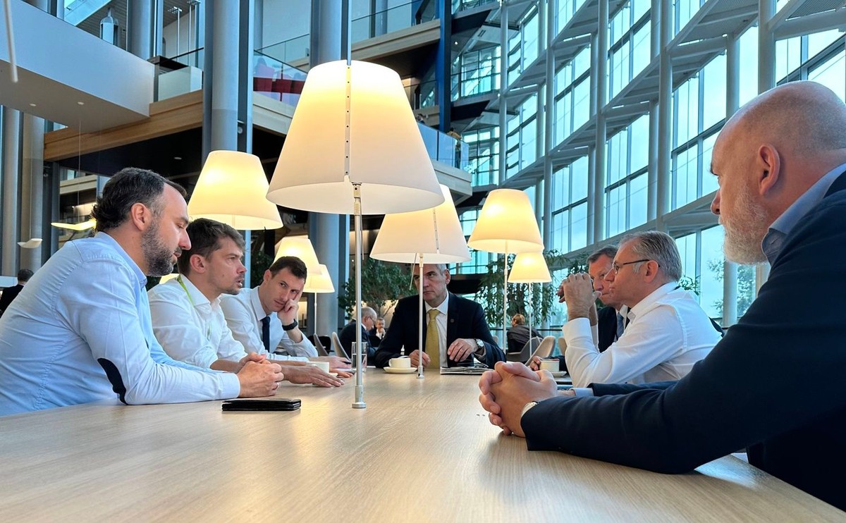 Michał Kołodziejczak w Parlamencie Europejskim spotkał się z szefem komisji rolnictwa