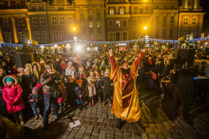 Prezydent Poznania rozświetlił choinkę