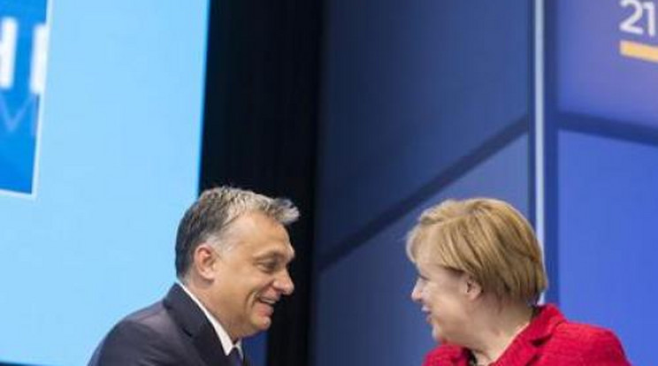 Orbán beszólt Merkelnek