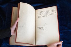 Jedyny taki rękopis historii o Sherlocku Holmesie na aukcji. Zawrotna kwota