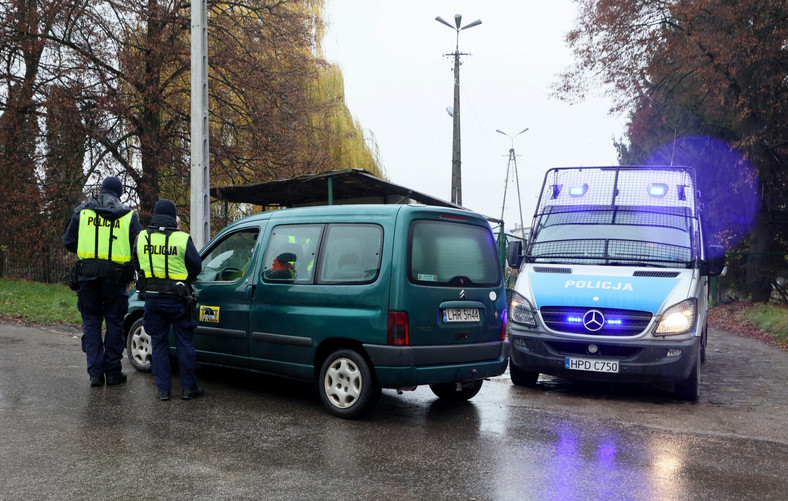 Służby pracują w Przewodowie 