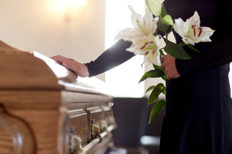 Ile powinniśmy zapłacić za pogrzeb?