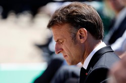 "L'Opinion": Przed Francuzami wyjątkowo trudne wybory parlamentarne. Macron chce potrząsnąć wyborcami o najbardziej skrajnych poglądach