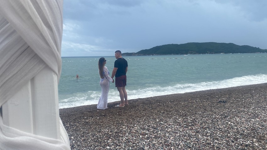 Jelena i Sloba na plaži